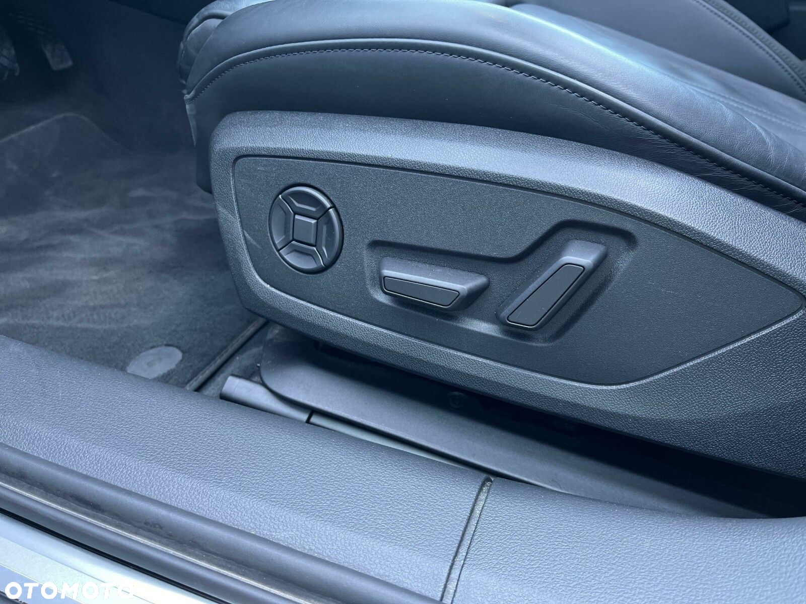 Audi A6 - 24