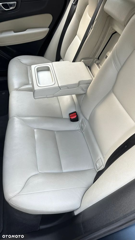Volvo XC 60 - 27