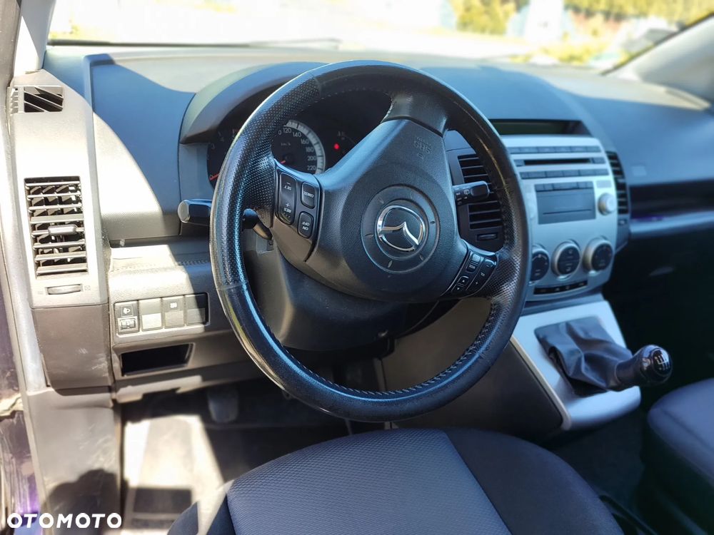 Mazda 5 - 9