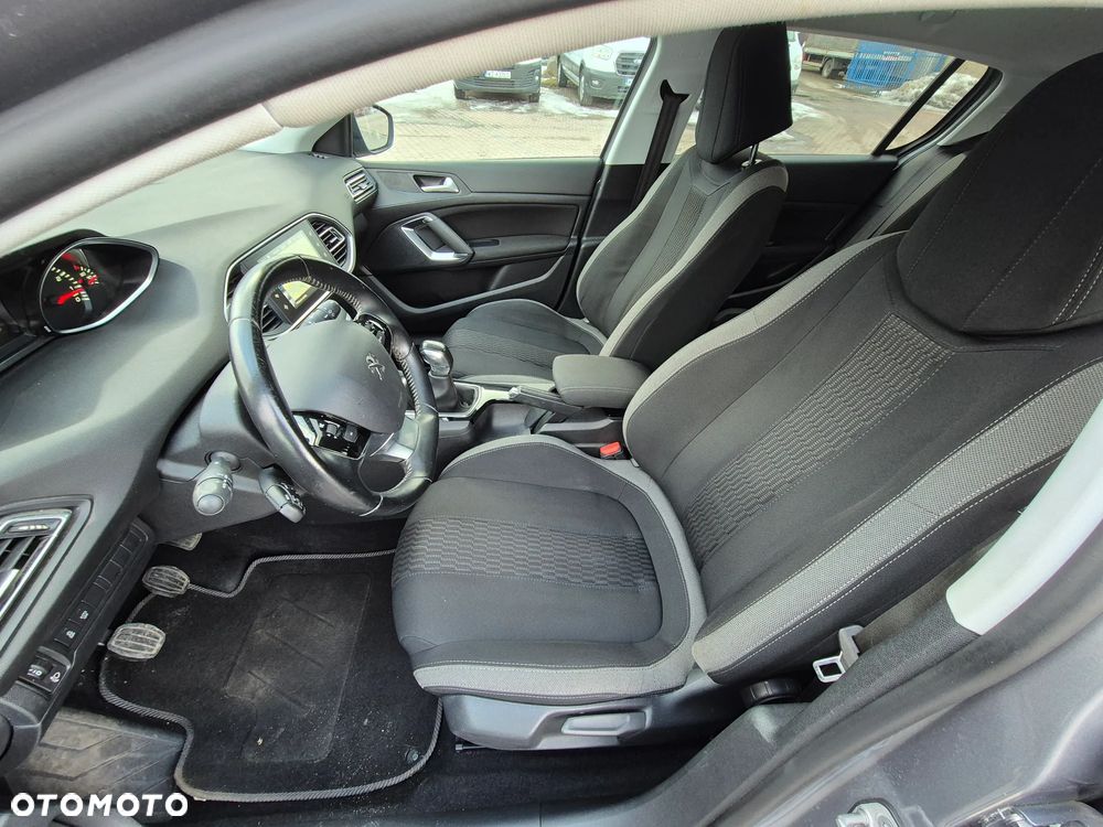 Peugeot 308 PureTech 110 Stop & Start Style - 9