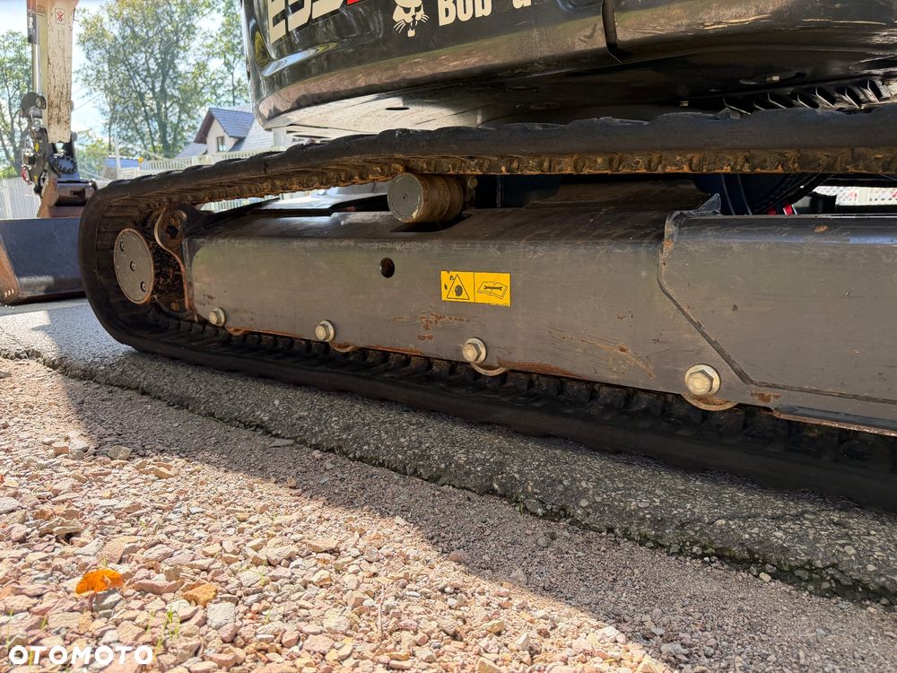 Bobcat Minikoparka E35z - 31