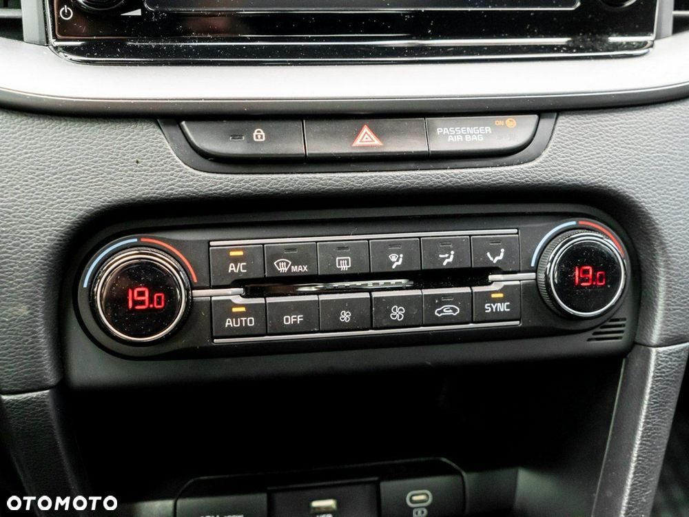 Kia XCeed 1.5 T-GDI M DCT - 24