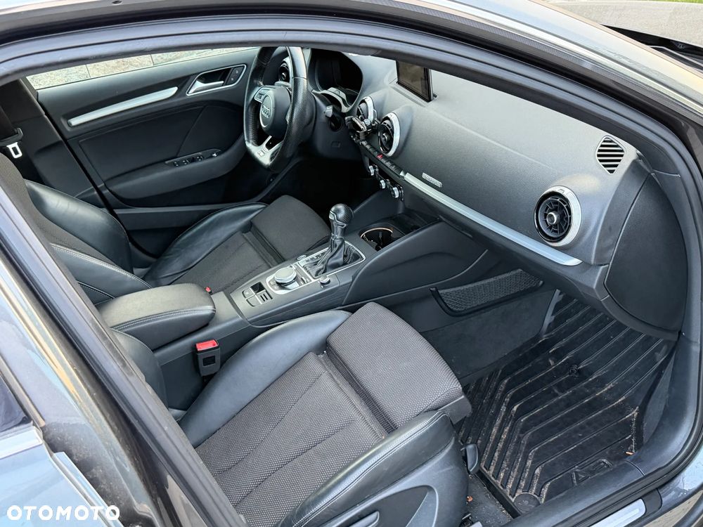 Audi A3 Sportback 1.4 TFSI e-tron S line Sportpaket - 10