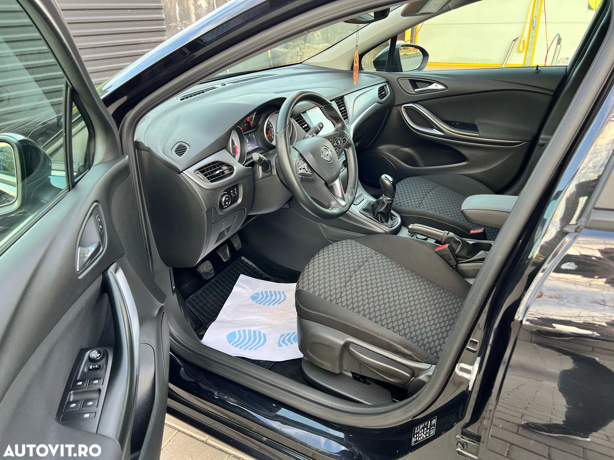 Opel Astra 1.6 CDTI ECOTEC ECOFlex Start/Stop Enjoy - 19