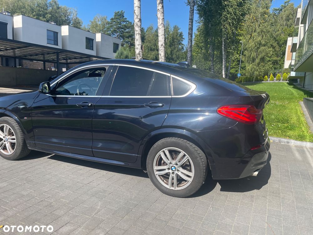 BMW X4 - 10