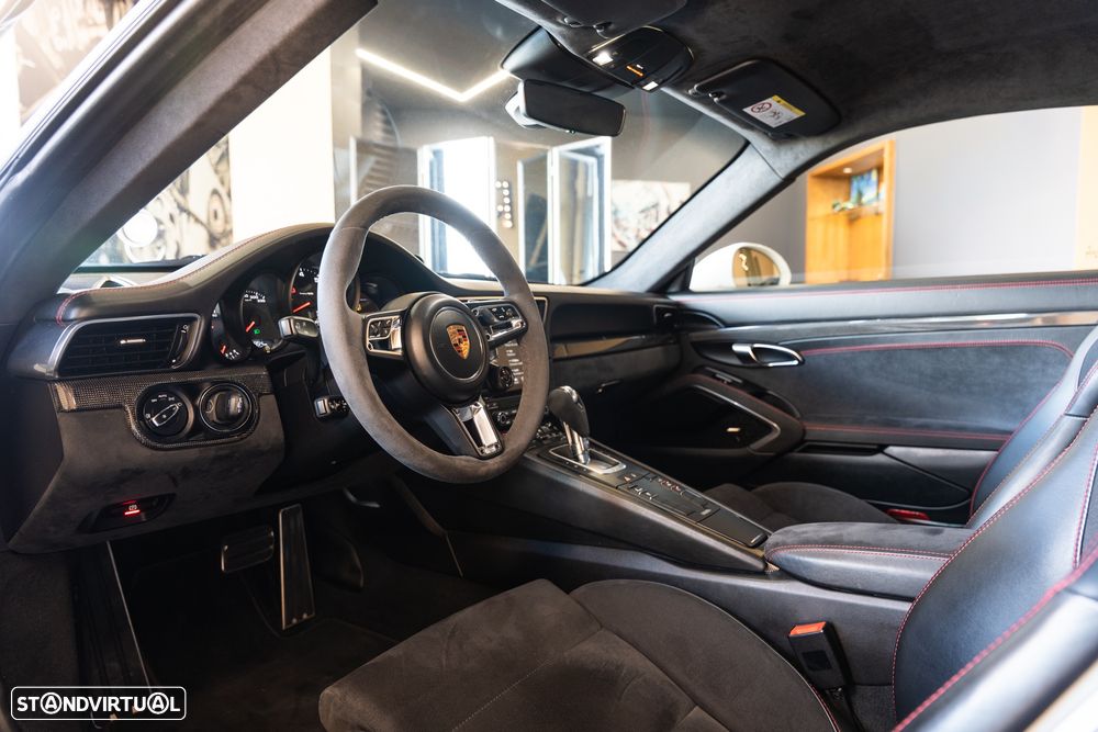 Porsche 911 (991) Carrera 4 S PDK - 8