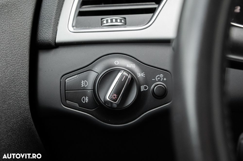 Audi A4 1.8 TFSI Attraction - 18