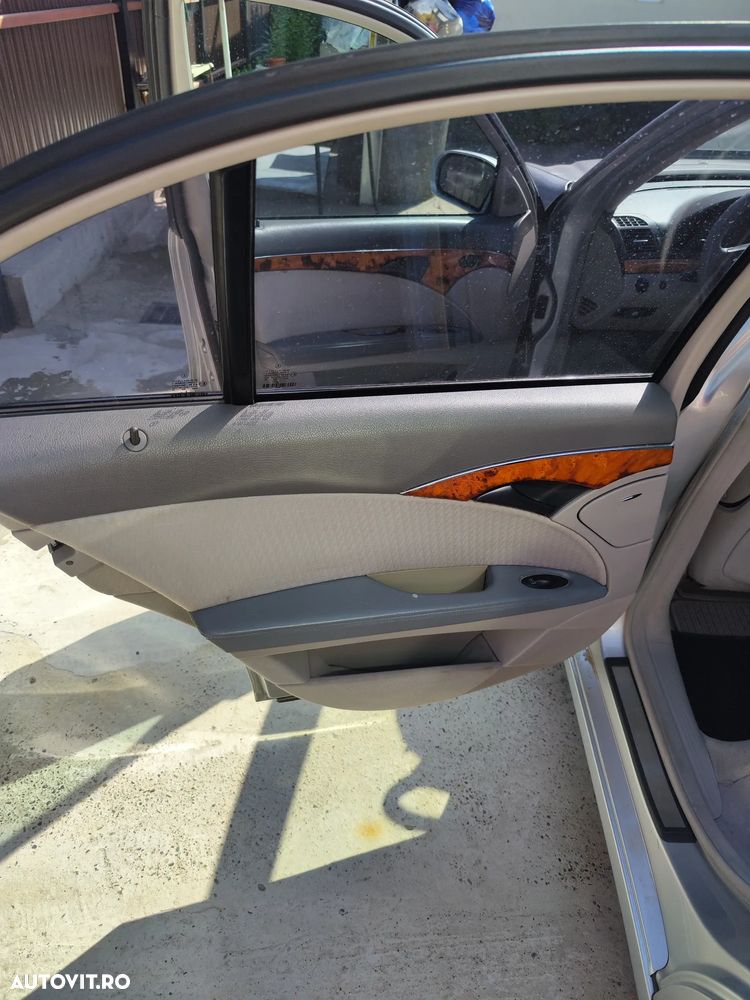 Mercedes-Benz E 220 CDI Avantgarde - 14