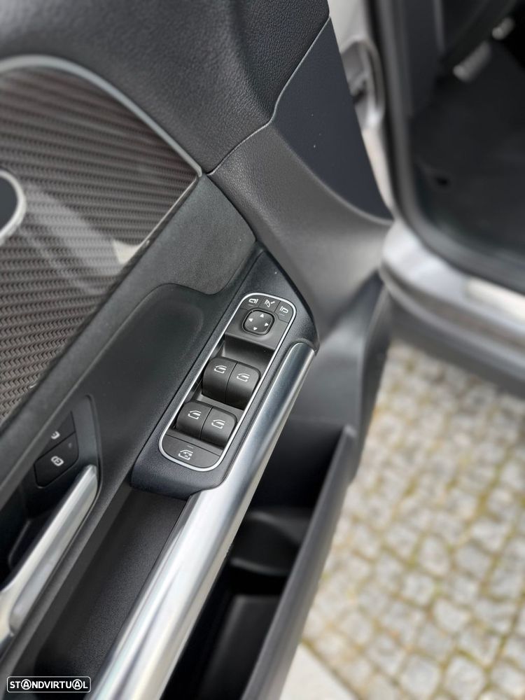 Mercedes-Benz GLA 250 e AMG Line - 44