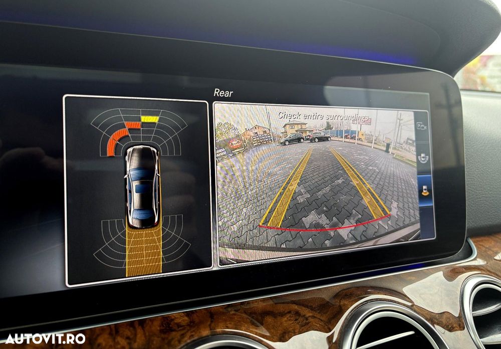 Mercedes-Benz E - 11