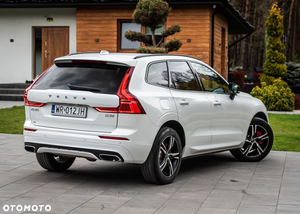 Volvo XC 60 D3 Drive-E R-Design Kinetic - 4