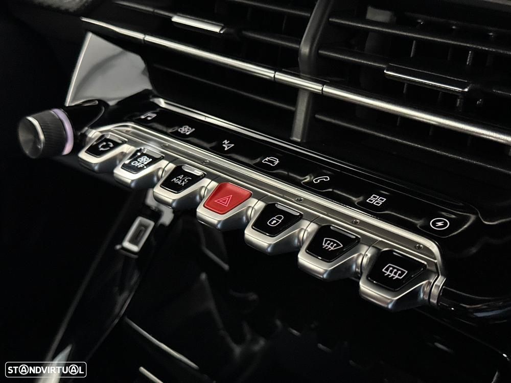 Peugeot e-208 50 kWh GT Pack - 36