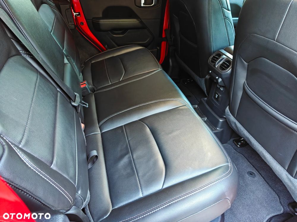 Jeep Wrangler 2.0 PHEV Hardtop AWD Automatik Sahara - 25