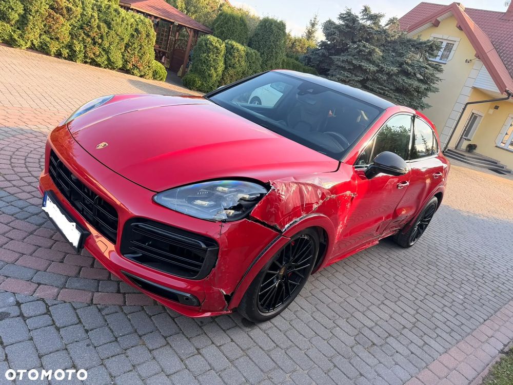 Porsche Cayenne GTS - 12