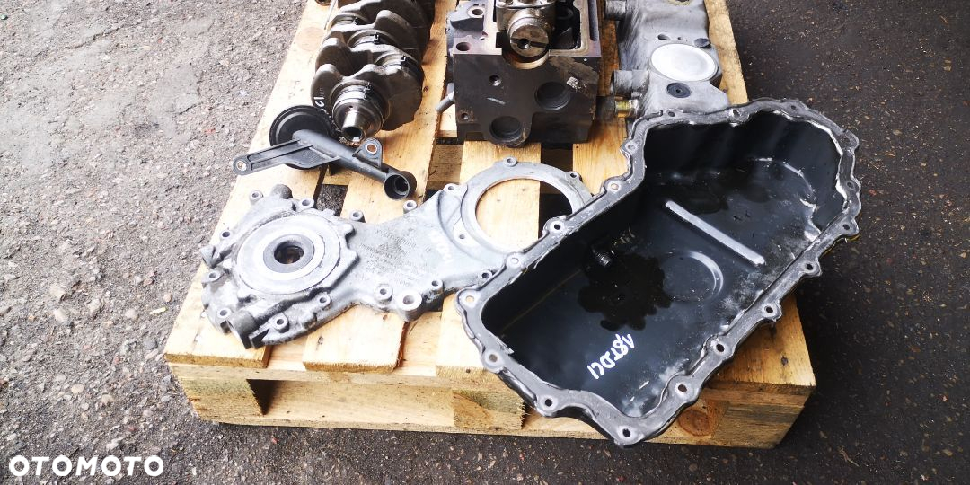 Głowica pokrywa smok wał korbowy Ford 1.8 tdci - 9