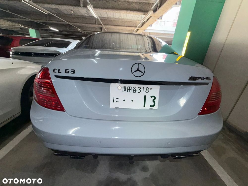 Mercedes-Benz CL 63 AMG - 12