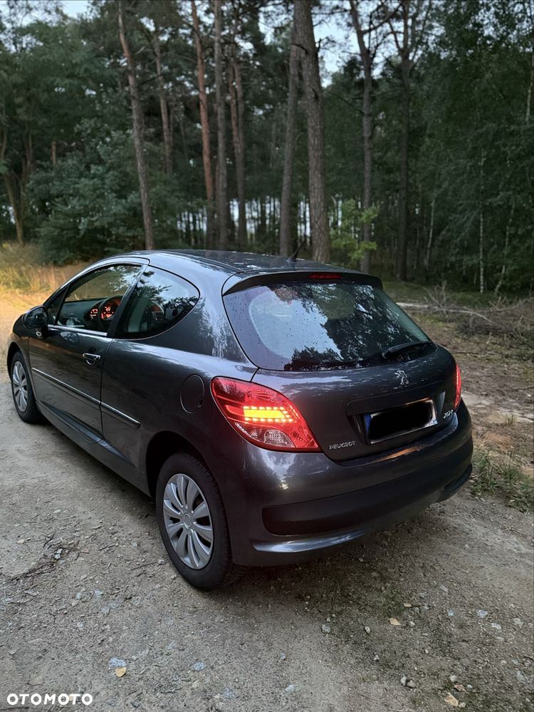 Peugeot 207 - 4
