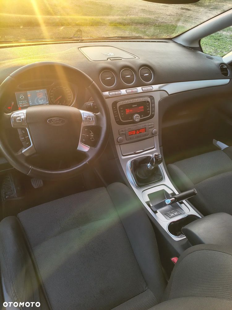 Ford S-Max 2.0 TDCi Trend - 11