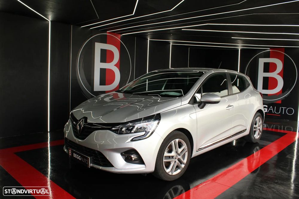 Renault Clio - 8