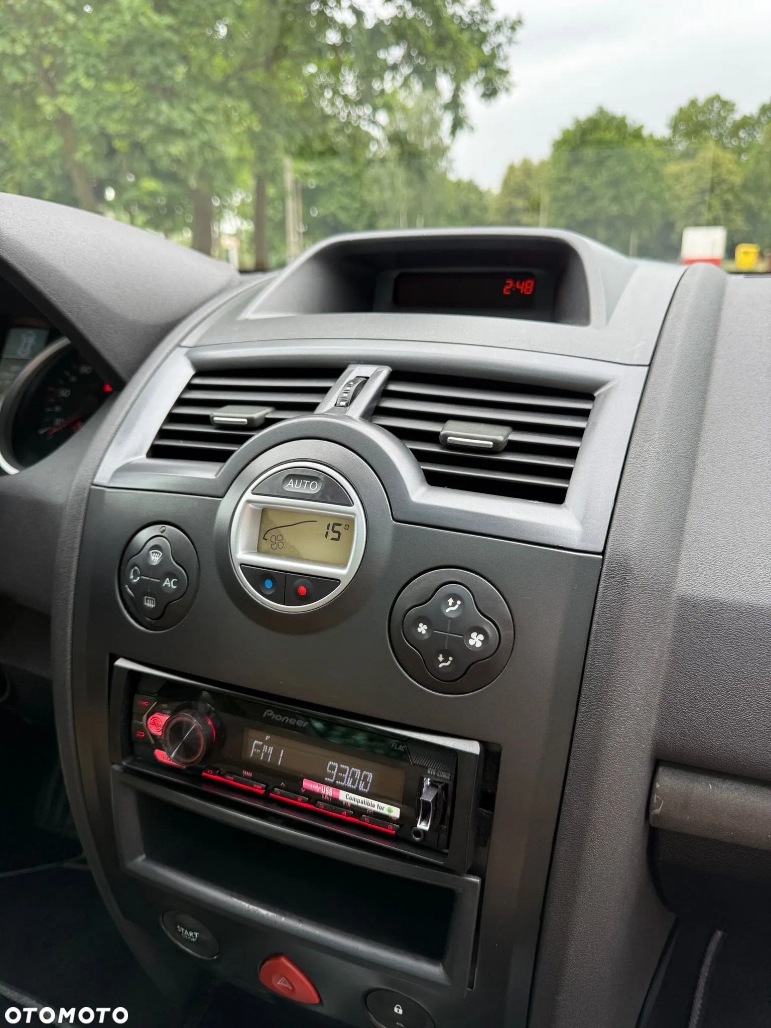Renault Megane 1.6 Exception - 18