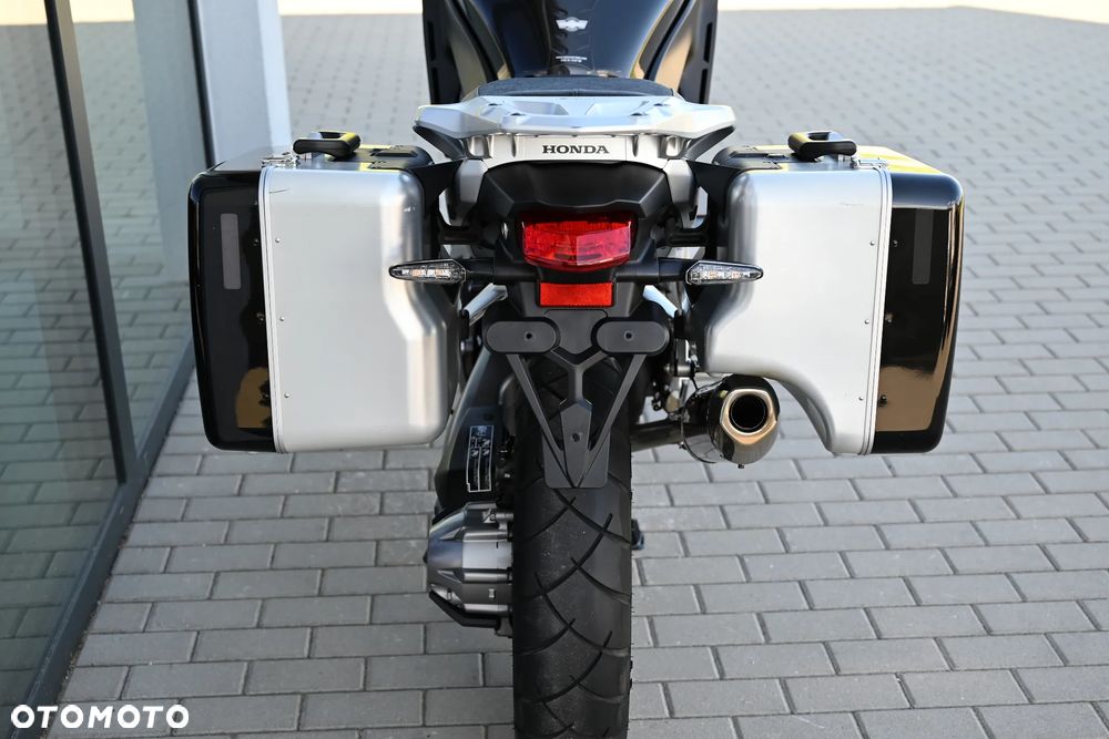 Honda VFR - 7