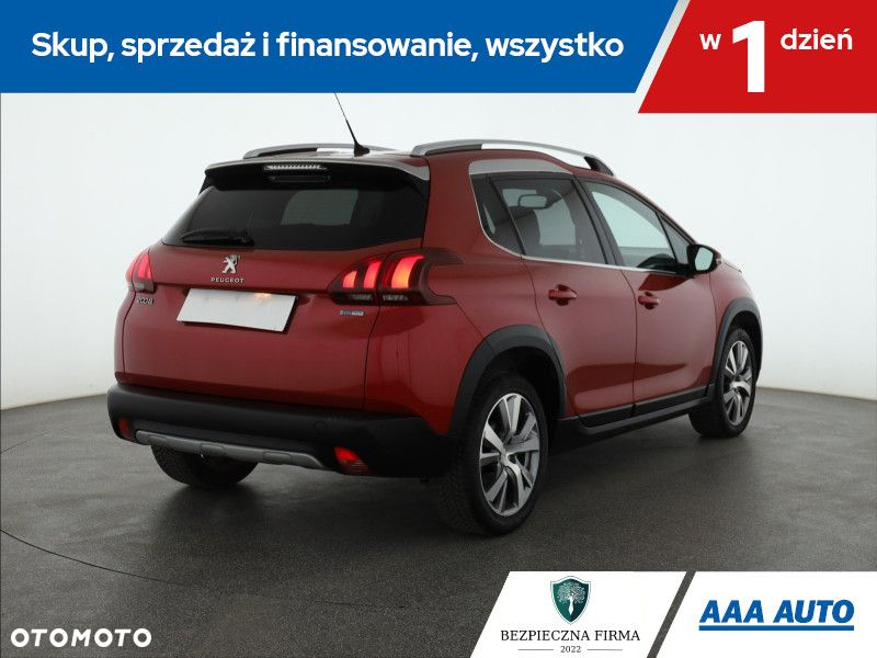 Peugeot 2008 - 6