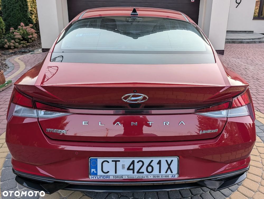 Hyundai Elantra - 6