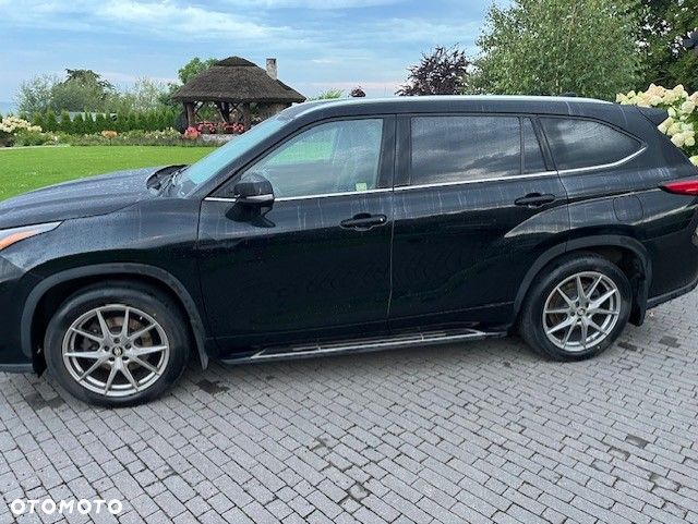 Toyota Highlander 2.5 Hybrid Executive - 24