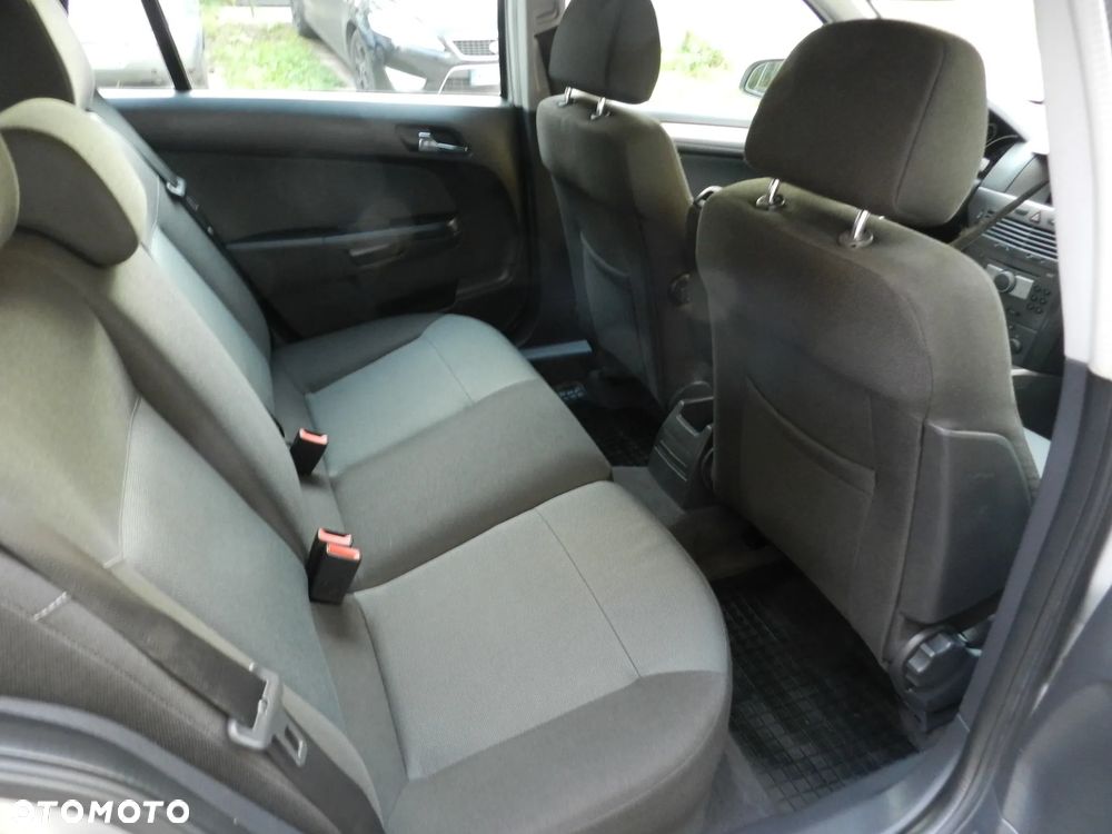 Opel Astra 1.6 Enjoy - 11