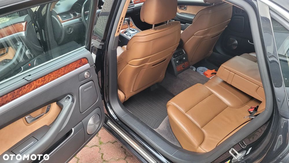 Audi A8 4.2 FSI L Quattro - 15