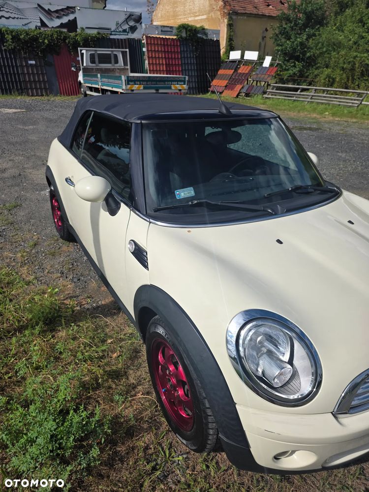 MINI Cooper Standard - 2