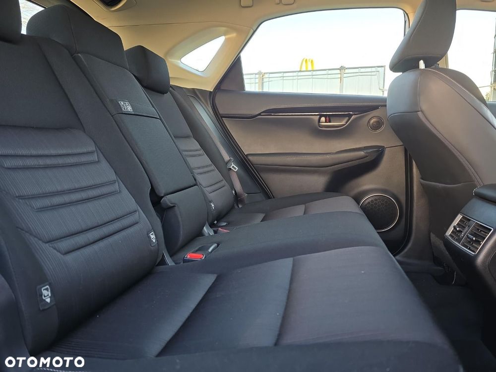 Lexus NX 300h Elite AWD - 13