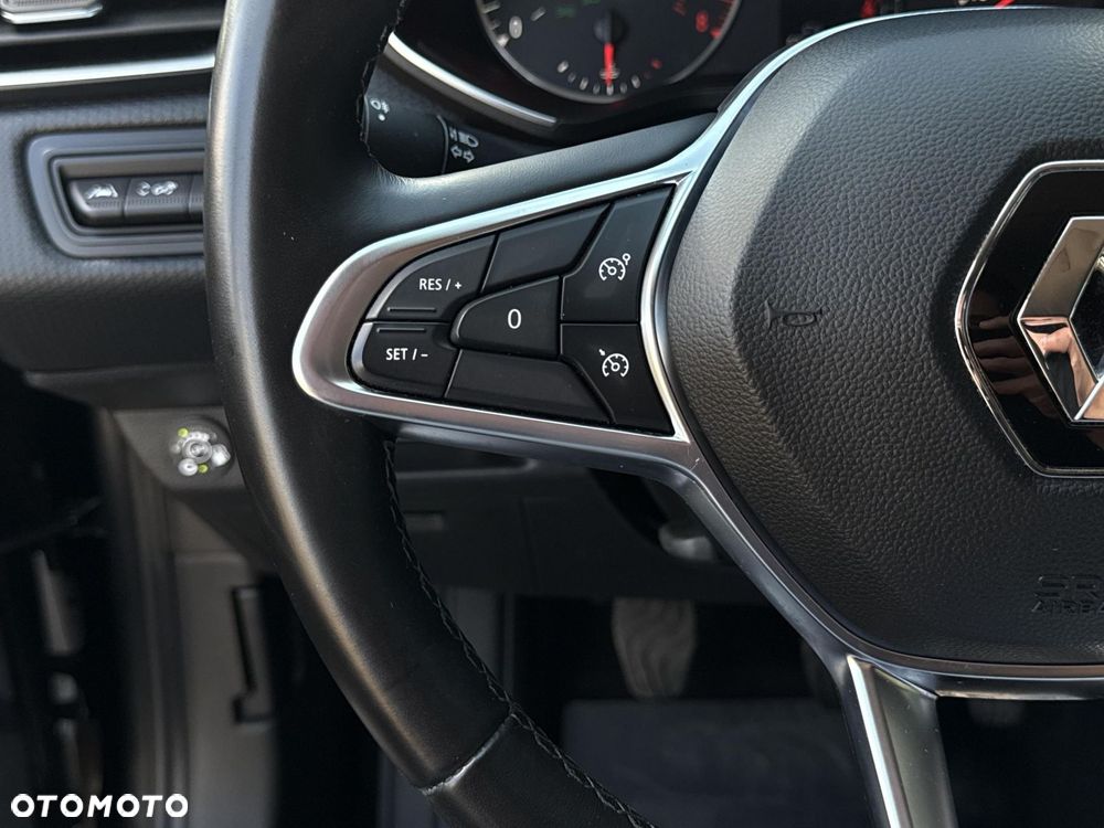 Renault Clio - 17