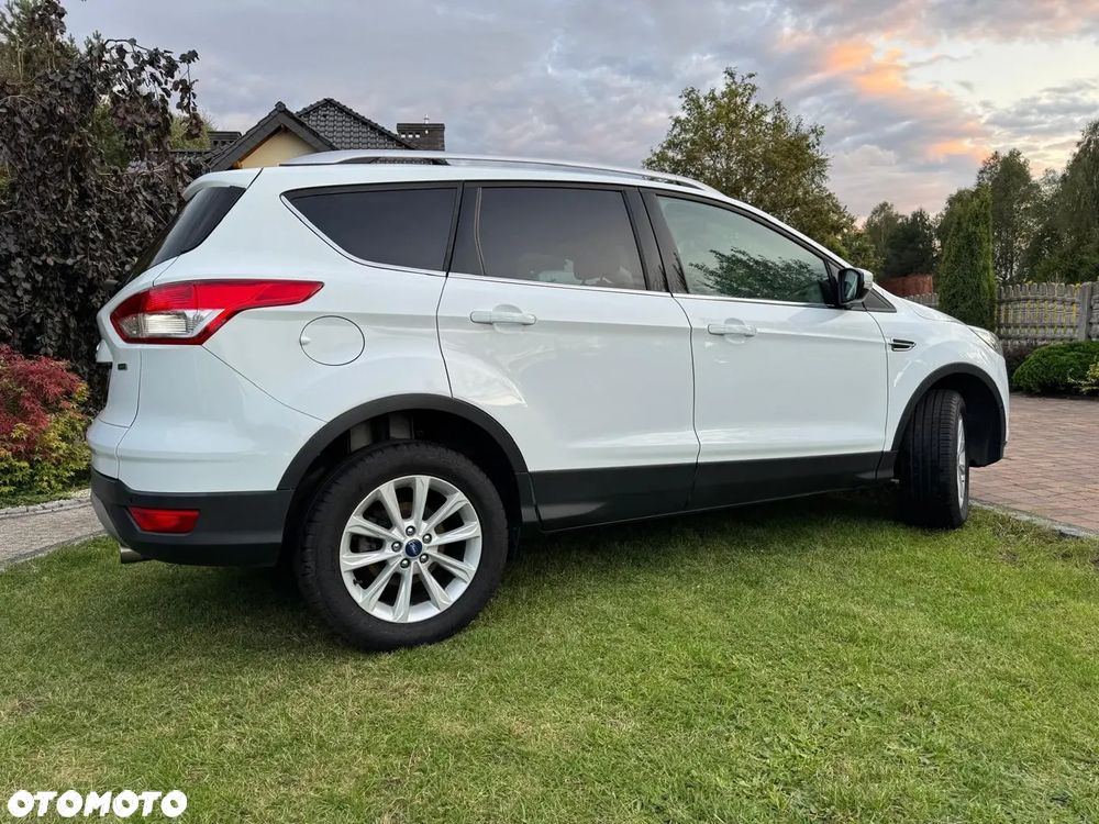 Ford Kuga - 4
