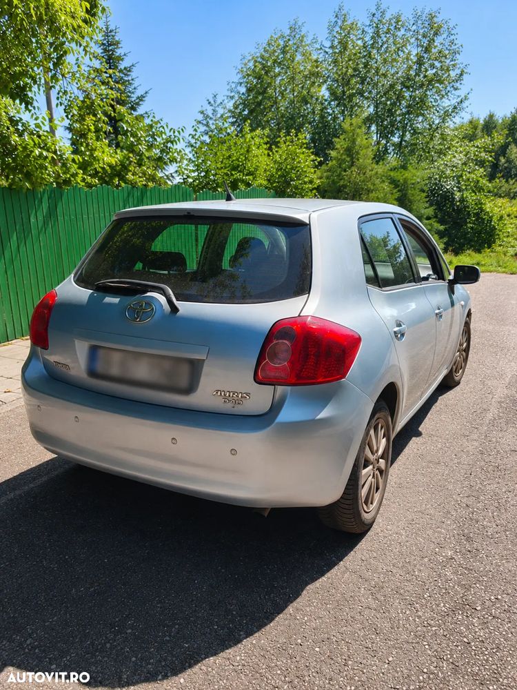 Toyota Auris 2.0 D-4D Luna - 4