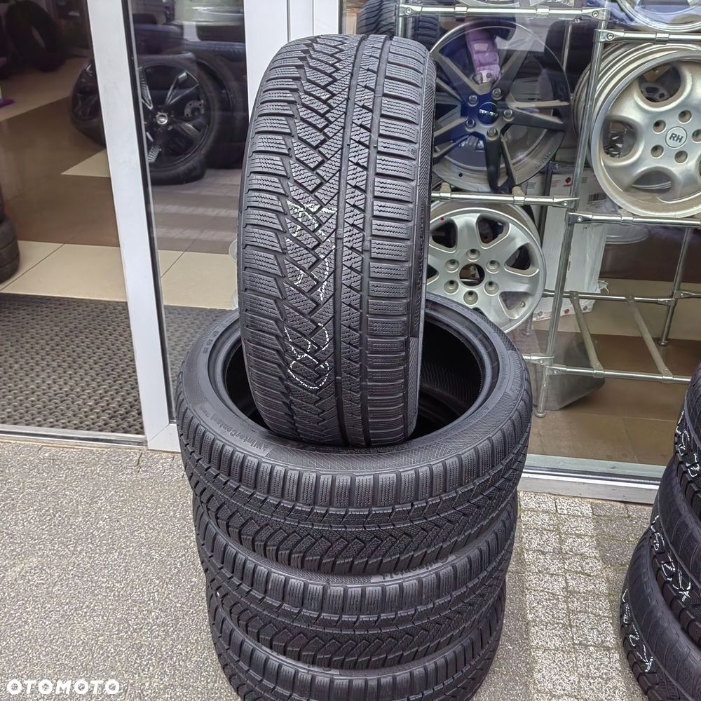 225/40R18 92V Continentaal Winter Contact TS850P komplet zima KZ30
