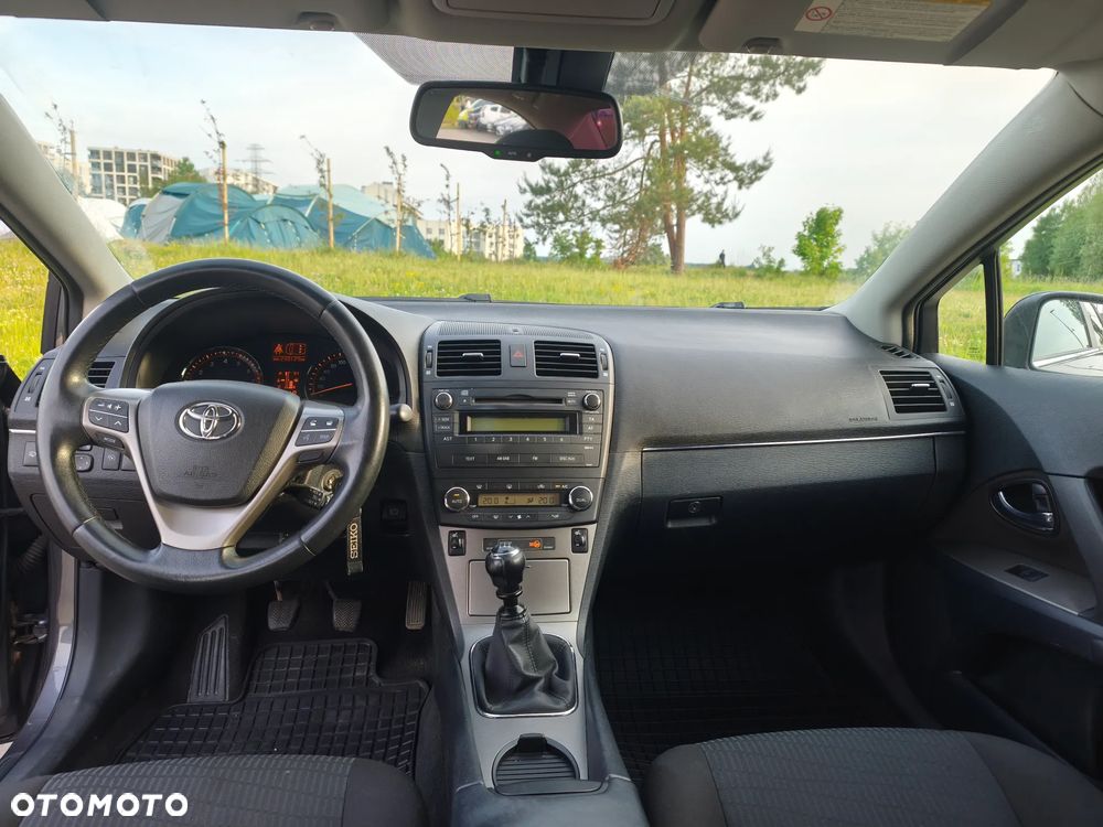 Toyota Avensis 1.8 Sol plus - 14