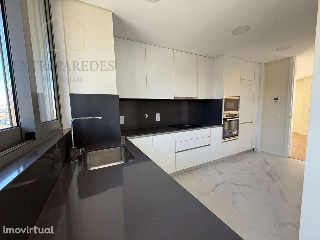 Apartamento T3 com terraço no centro de Espinho - PRONTO A HABITAR - Grande imagem: 3/18