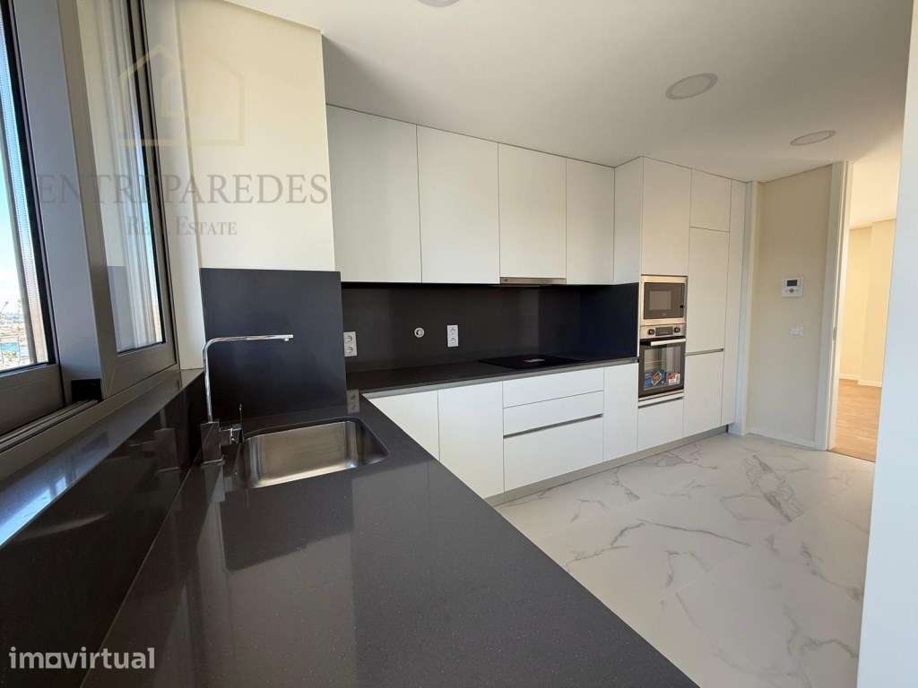 Apartamento T3 com terraço no centro de Espinho - PRONTO A HABITAR - Grande imagem: 3/18