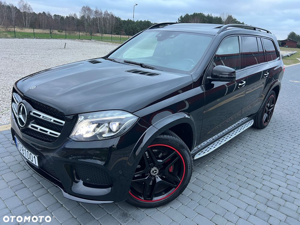 Mercedes-Benz GLS - 26