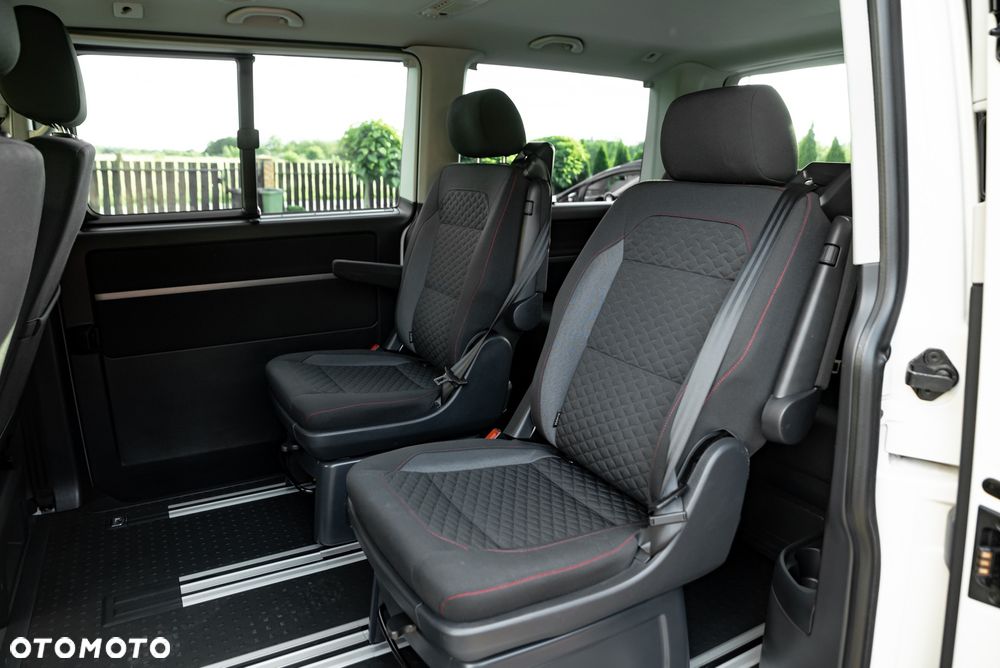 Volkswagen Multivan - 19