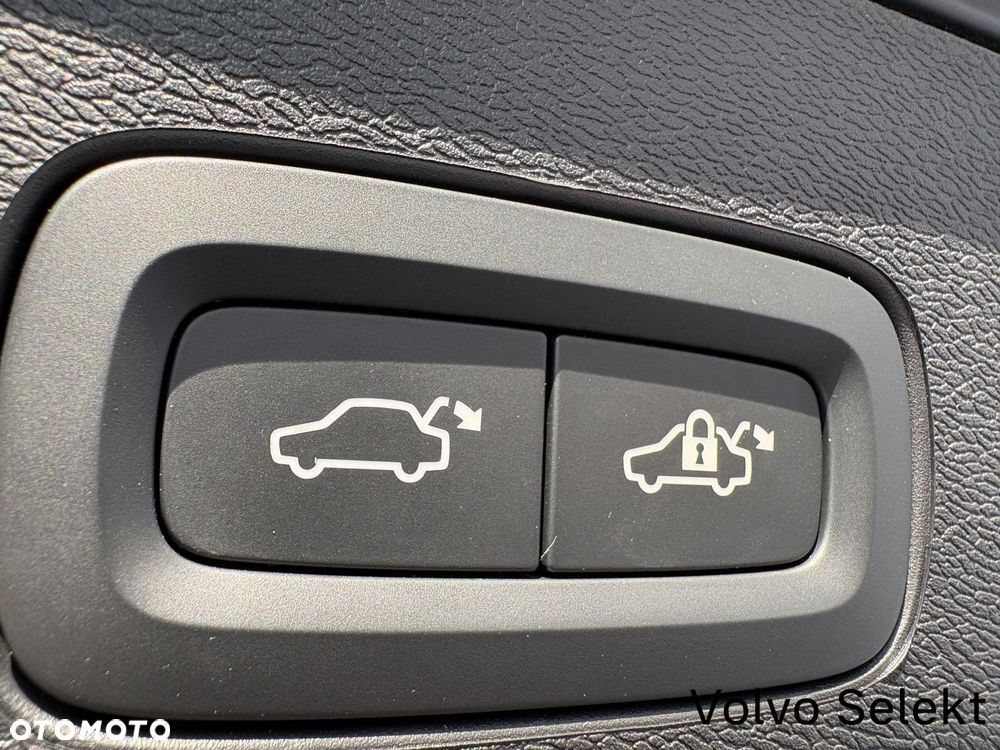 Volvo XC 60 - 24