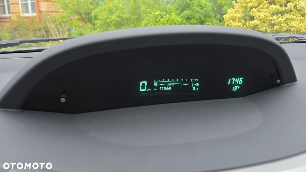 Toyota Yaris - 19