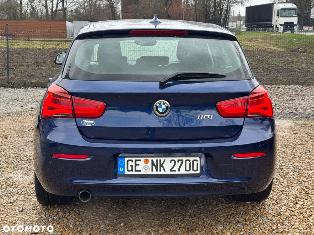 BMW Seria 1 - 19