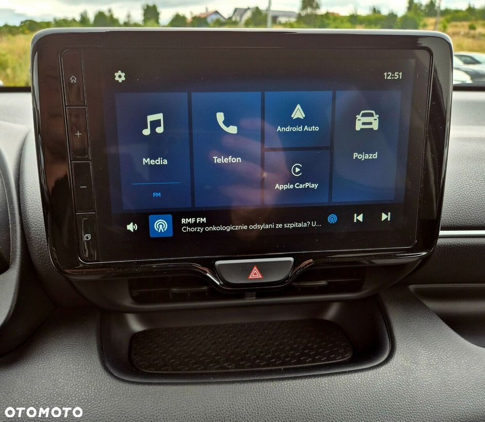 Toyota Yaris Hybrid 1.5 Style - 17