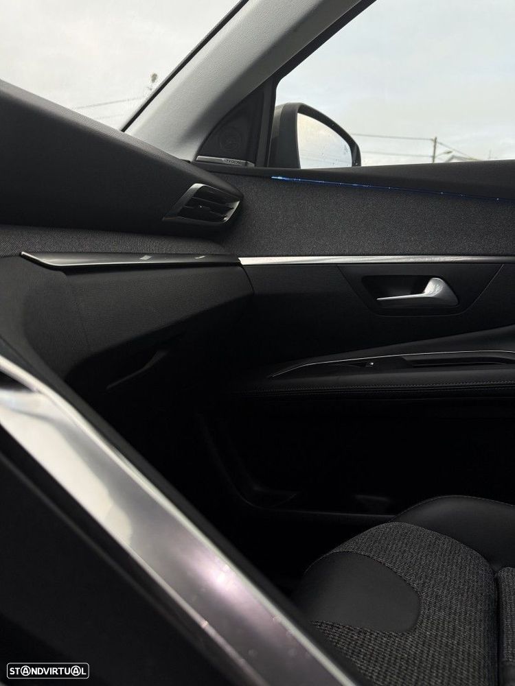 Peugeot 3008 1.2 PureTech GT Pack EAT8 - 12