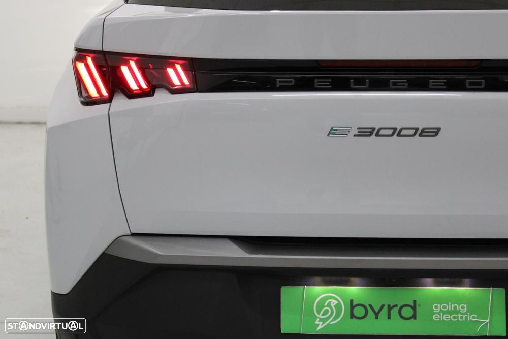Peugeot E-3008 73 kWh Allure - 7