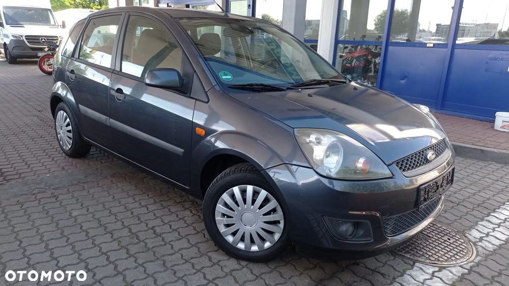 Ford Fiesta 1.4 Silver Magic - 4