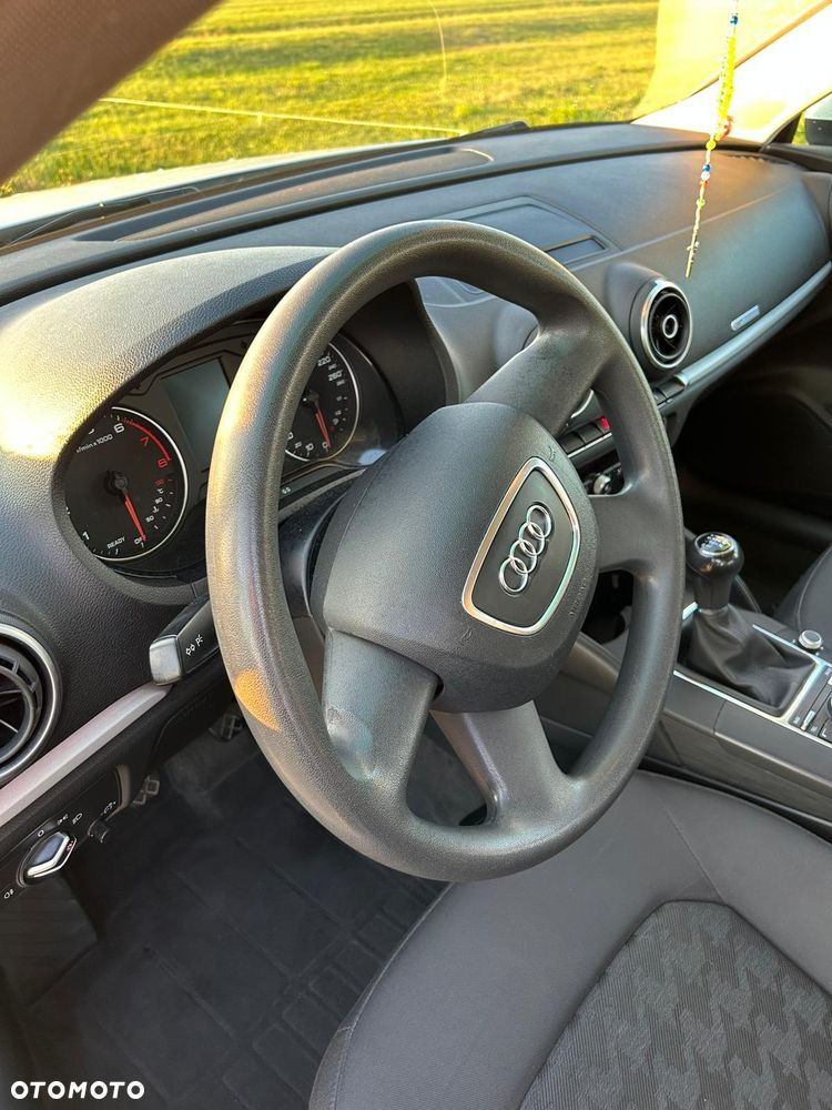 Audi A3 Sportback - 7