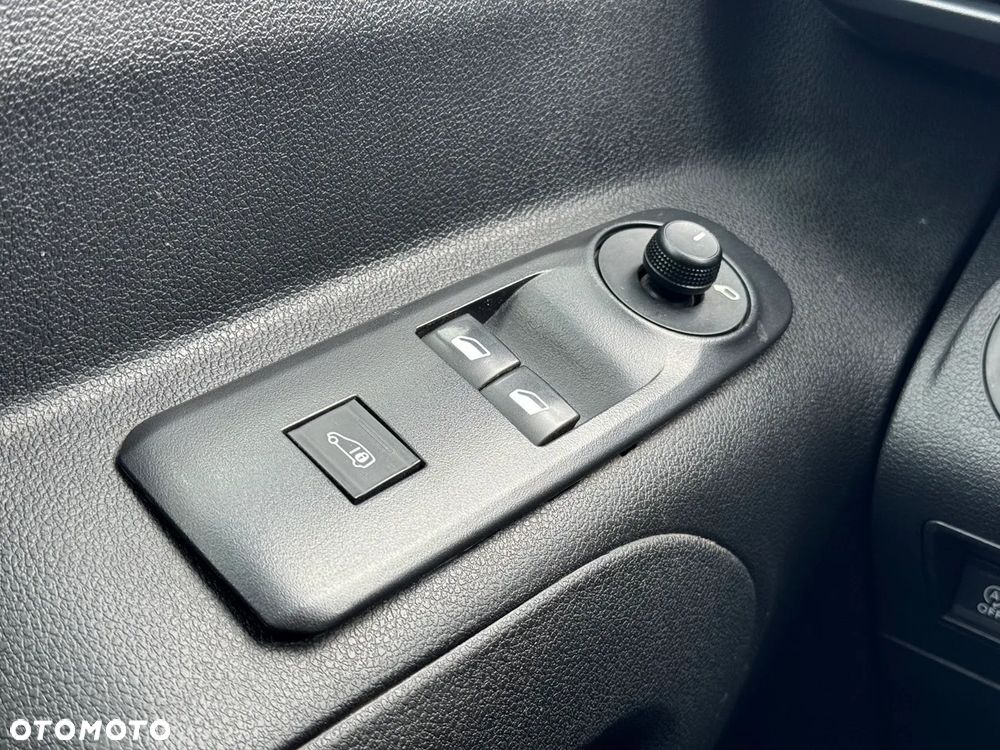 Opel COMBO L2 MAXI LONG XL - 20